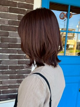 アズグロウ エクラ(AS GROW 'eclat) ピンクブラウン外ハネミディ暗めカラー