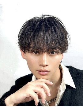 オーシャントーキョー 仙台(OCEAN TOKYO) シャドウパーマショートマッシュツーブロック韓国スパイラル黒髪