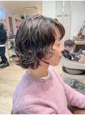 大人可愛いくびれパーマショート