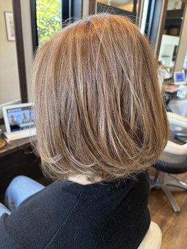 ルーパー LOOPER グラデーションボブ