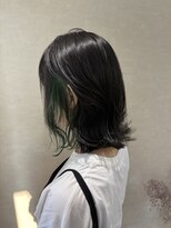 エストレーラ(estrela)&nbsp;『estrela』大人可愛い切りっぱなしインナーカラーボブ