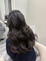 ウィーニード 名古屋(WENEED) くびれ レイヤーカット