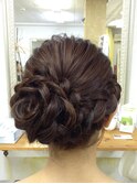 寄せた毛束でお花をこさえました夏 Hair&Make ZEN