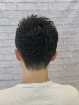 ミーティア バイ クアトロ(Meteor By QUATRO) ワイルドツーブロックスタイル