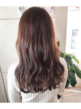 マカナ(makana) 波巻きロングヘア♪