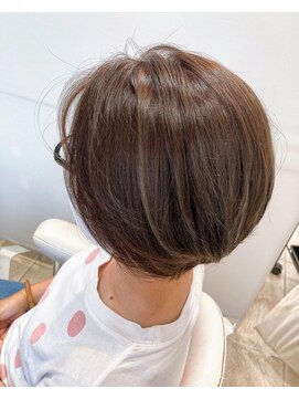 クララ バイ マニスオブヘアー(CLALA by Manis of hair) マットベージュスタイルで艶々に仕上げました♪