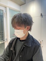 【翁長孝輔】おしゃれメンズ派手髪ハイトーンシルバー/大人短髪