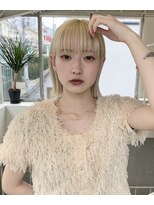アクアオモテサンドウ(ACQUA omotesando) ♪ぱっつんボブ　顔周りレイヤー　ハイトーン　フルバング　ボブ