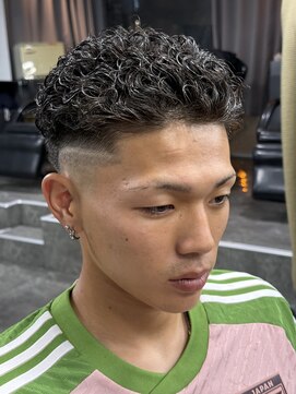 キングオブヘア バイ ノイズ 梅田茶屋町店(KING of hair by NOISM) ハードスパイラルパーマ/メンズパーマ//スキンフェード