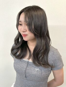 エトレ(etore) 顔まわりカット/レイヤーカット/透明感/オリーブグレージュ