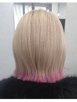 リノーク(LINOQUE)&nbsp;切りっぱなしボブ/外ハネボブ/毛先カラーピンク