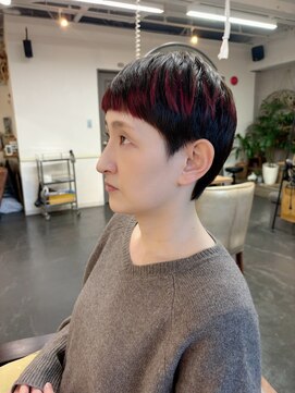 ポタム 東中野(potamu) ベリーショートにインナーカラー