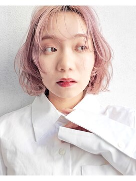キングスベリー(Hair Relaxation King's Berry) 大人可愛いエアリーピンクボブ1.似合わせカット