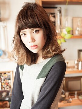 ローラン(ROULAND) クラシカルボブミディ無造作ウェーブ