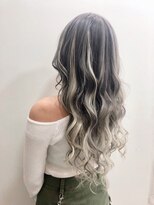 ビューティ スタジオ モッズ 渋谷(beauty studio M.O.D shibuya)&nbsp;ホワイトグラデーション