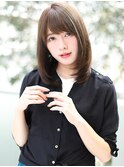 大人可愛い厚めバングナチュラルストレート