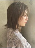 顔回りレイヤーカットミディアムボブアッシュカラー20代30代