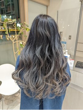 ウェル アアルト 海老名ビナウォーク店 エアータッチグラデーション【aalto海老名/海老名駅】