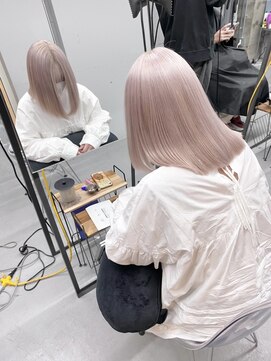 ペレ 渋谷(PELE) YU102_ホワイトミルクティーベージュ ブリーチ2回~