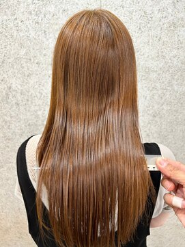 ガーディナ(Gardina) 髪質改善　艶髪ストレート　オレンジブラウン