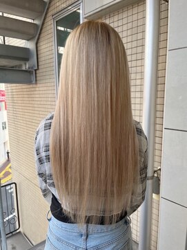 ミラシィ 成田(Mirashy) 透明感あるホワイトロング[成田駅]