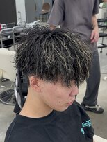 ルアン 大分駅店(ruen)&nbsp;大分府内大分駅メンズマッシュツイストスパイラルパーマ中村友哉