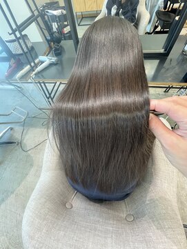 ラヴィエ(RAVIE) 【半田・髪質改善】縮毛矯正/トリートメント/マンツーマン