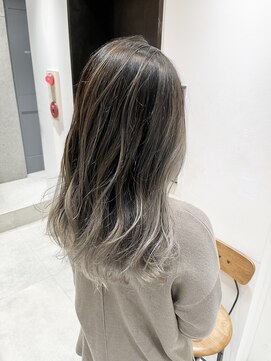 フェリア 渋谷(Feria) バレイヤージュスタイル♪