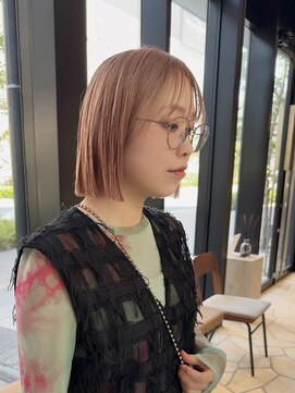 ジアン バイ ミルボン 西宮ガーデンズプラス(GIEN by milbon) ブリーチカラー/ピンクベージュ/切りっぱなしボブ