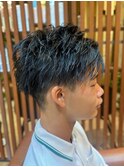 フェザーショート10.17刈り上げセンターパート