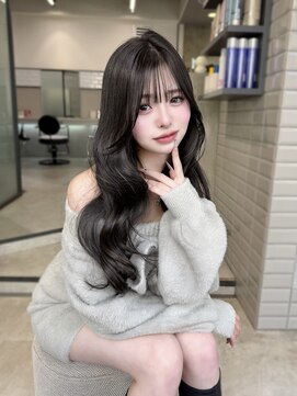 ボタン テンジン(VOTAN tenjin) 暗髪カラーとレイヤーカットで上品な韓国style☆