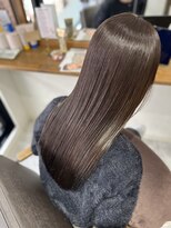 スピラ(SPiRA)&nbsp;シナジーハーツ縮毛矯正×ULTOWAトリートメント♪