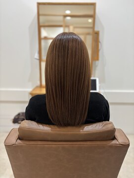 エフプラス(fplus) 【髪質改善】艶とまとまり叶う美髪ストレート【H00015】