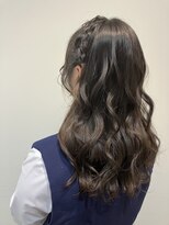 コトナ(kotona)&nbsp;【ハーフアップ三つ編みヘア】推し活ヘアイベントヘアカチモリ