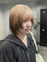 ビビバイマグ(bivi by Mag) ブリーチカラー◎ルーツカラー×ボブレイヤー×ベージュ