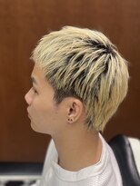 フランクス バーバー ウエストトウキョウ 吉祥寺店(FRANK’S BARBER WEST TOKYO) リバースセンターパートニュアンスパーマニュアンスウルフダウン