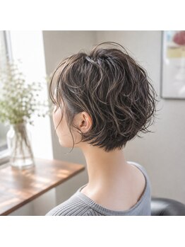ビハインドザカーテン(BEHIND THE CURTAIN)の写真/魅力を引き出すショートカット♪骨格・髪質に合わせたあなただけのデザインを◎乾かすだけで簡単♪