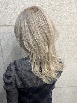 アンリ(Anli) 【Anli】ハッシュカット×シルバー