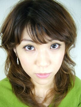 ボージュ (VOSGES) ふんわりとしたウェーブで可愛らしくフェミニンに