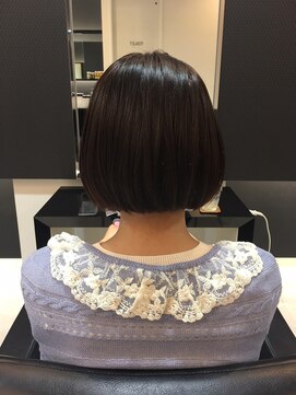 ディーヘアーデザイン(d.HAIR DESIGN) ツヤっとまとまるボブ