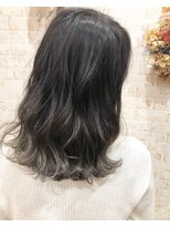 ラピッツヘアデザイン(la Pitt's hair design) グレー系グラデカラー【ラピッツ】