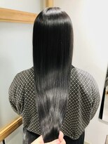 ムク(MUK) 艶髪ロング