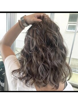 スーク 宜野湾店(suuk) ミルクティーカラー