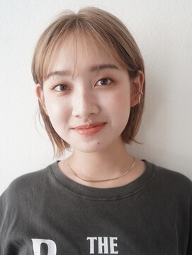 ガーランドツー(Garland 2F) ◎くびれヘア小顔カット外ハネレイヤーボブ大人ブリーチ《池袋》