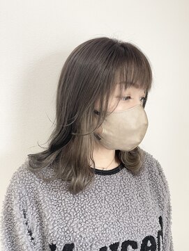 ヘアステーションフラット(HAIR STATION FLAT) ダークグレー×ホワイトベージュ