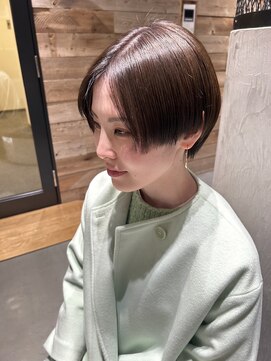 ベイショア(Bay Shore NY) センターパート/ハンサムショート/ココアブラウン