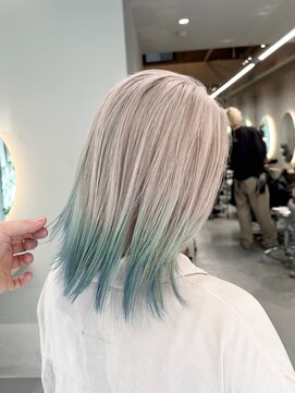 ソル 栄矢場町(SOL) シルバー×グリーン