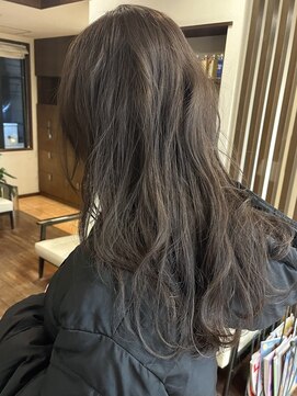 ダアッカ(da acca) ブリーチなしダブルカラーラベンダー香るグレー