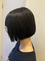 ヘアーメイク アディクト(HAIR MAKE addict)&nbsp;ぱつっと自然に収まるボブ【@addict_madoka】