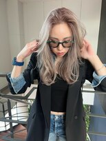 エイチ(H)&nbsp;Wカラー/ハイトーン